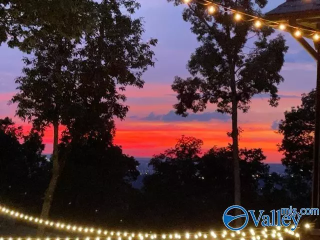 Huntsville, AL 35802,12 South Ridge