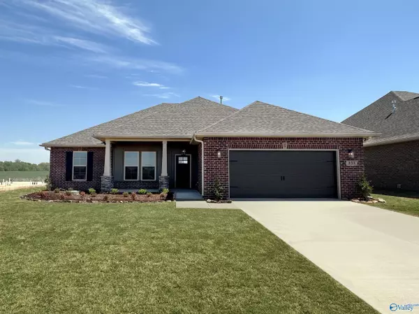 131 Amanda Deann Drive, New Market, AL 35761