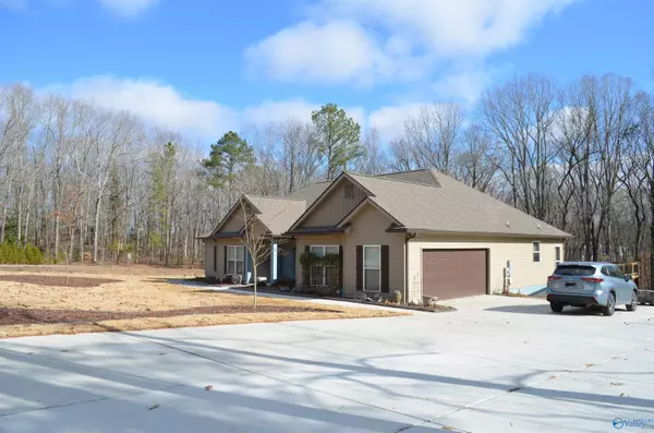 Somerville, AL 35670,375 Wildwood Way