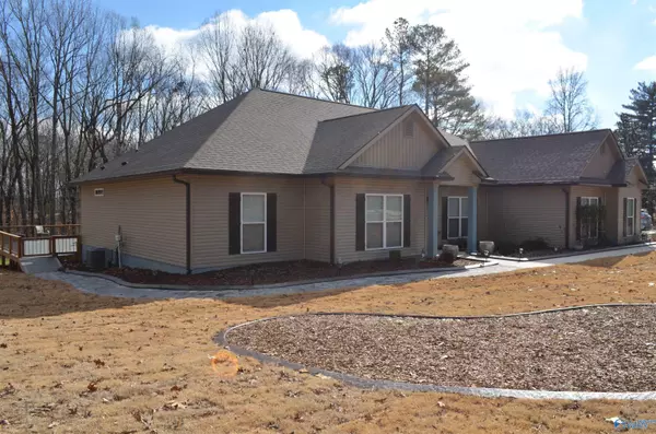 Somerville, AL 35670,375 Wildwood Way