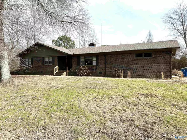 5815 Georgia Mountain Road, Guntersville, AL 35976