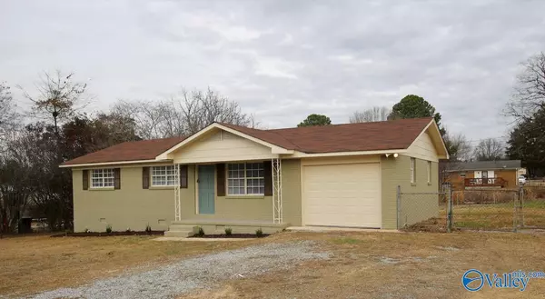 Hartselle, AL 35640,1605 Woodview Drive SW