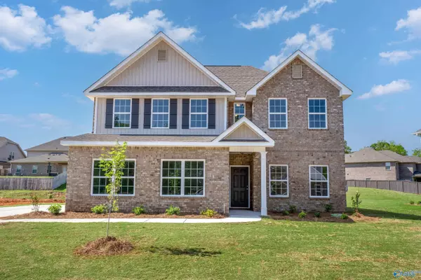 306 Creek Grove Avenue, New Market, AL 35761