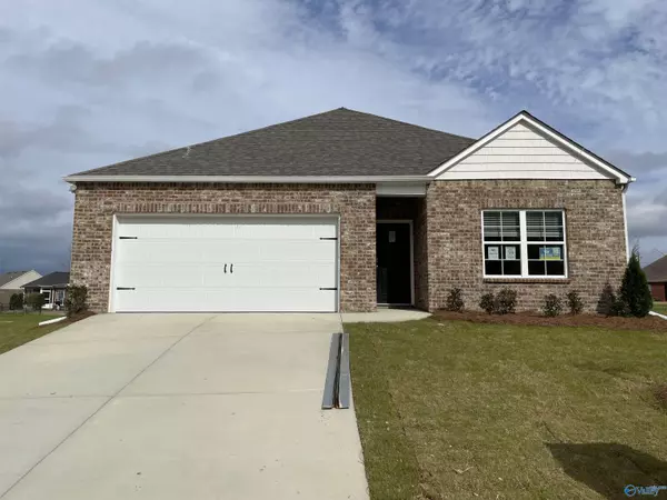 2315 Cypress Bend Circle, Hokes Bluff, AL 35903