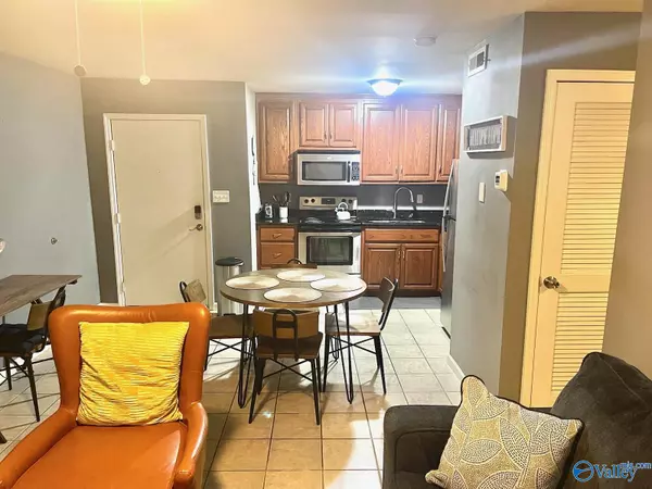 Huntsville, AL 35806,6614 Willow Pointe Drive #B