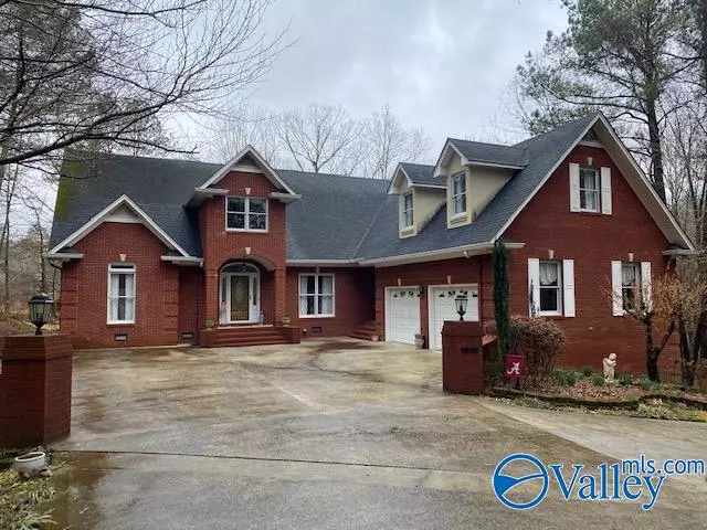 Cherokee Ridge, AL 35175,211 Creekwood Drive