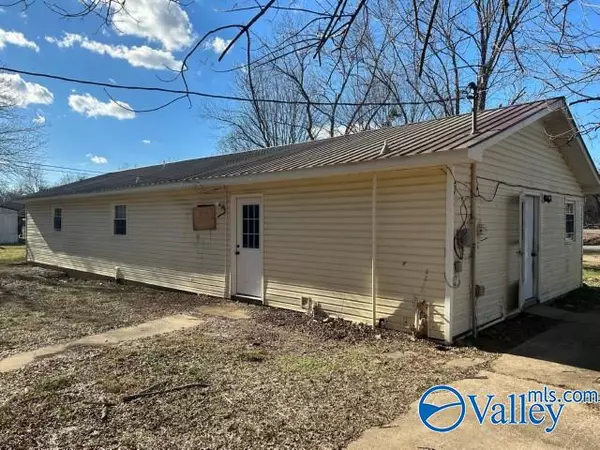 Woodville, AL 35776,994 County Road 183