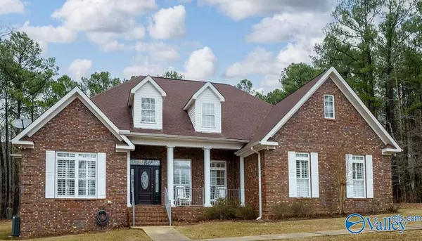 15879 Edwardian Drive, Northport, AL 35475