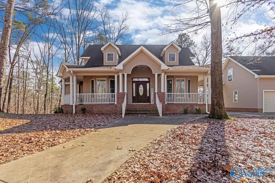 5583 Cox Gap Road, Boaz, AL 35956