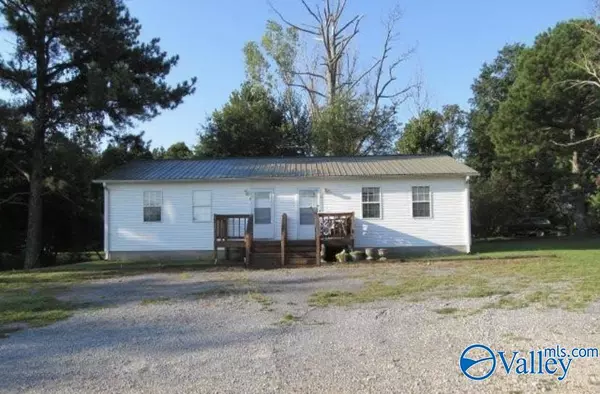 40279 Alabama Highway 75, Geraldine, AL 35974