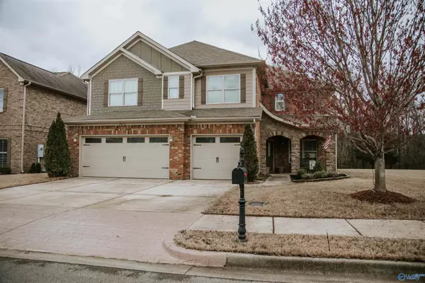 7012 Southgate Drive, Owens Cross Roads, AL 35763