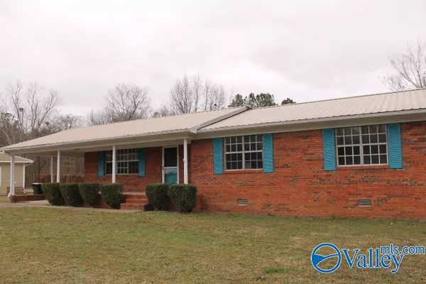 603 Forrest Avenue, Scottsboro, AL 35768