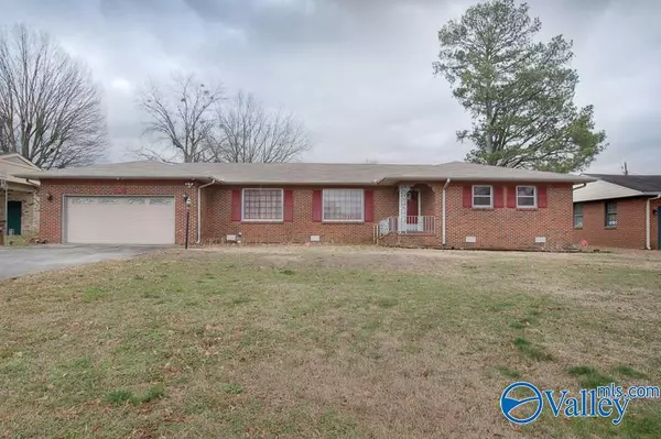 1707 Betty Street SW, Decatur, AL 35601