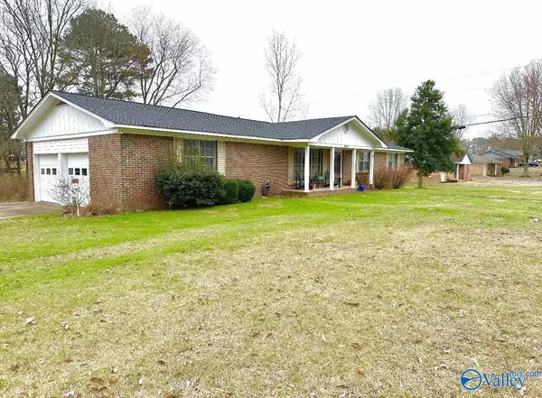 546 Arad Thompson Road NE, Arab, AL 35016