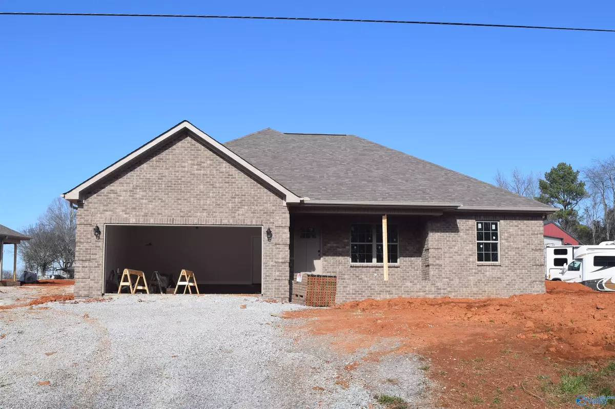 Elkmont, AL 35620,13727 Sammy Lane