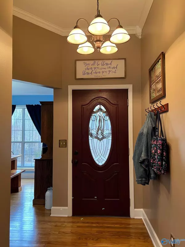 Trenton, GA 30752,737 Lake Hills Drive