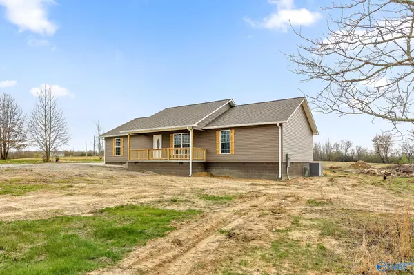 Higdon, AL 35979,879 County Road 814