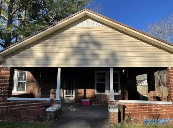 515 East Street, Moulton, AL 35650