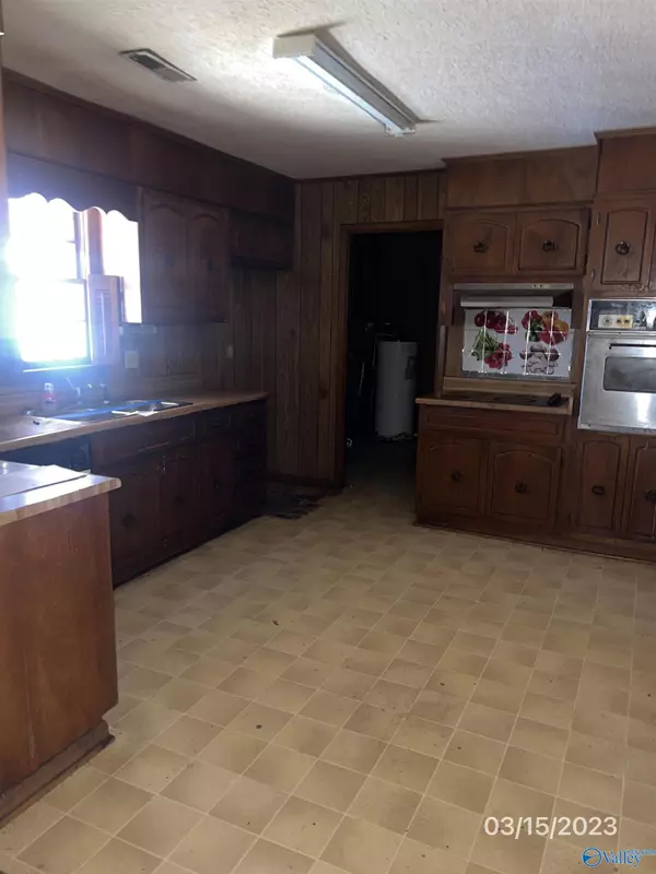 Athens, AL 35611,16685 Becky Street