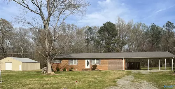 396 Murphy Road, Laceys Spring, AL 35754