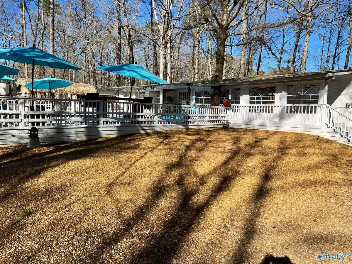 Gadsden, AL 35901,805 Muscadine Lane