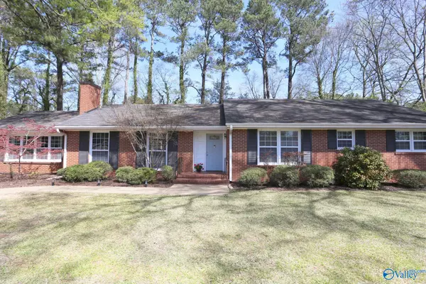 1804 Stratford Road SE, Decatur, AL 35601