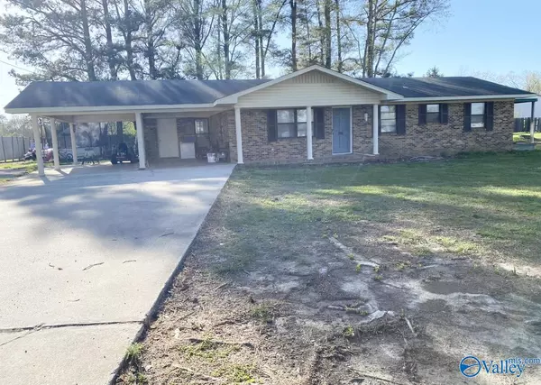 3911 County Road 434, Moulton, AL 35650