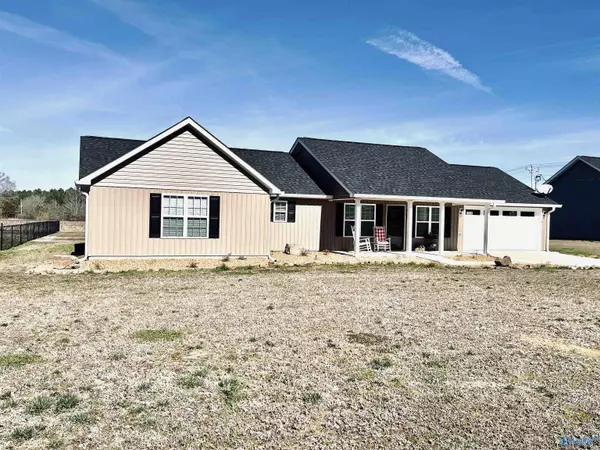 2105 Alexis Road, Centre, AL 35960