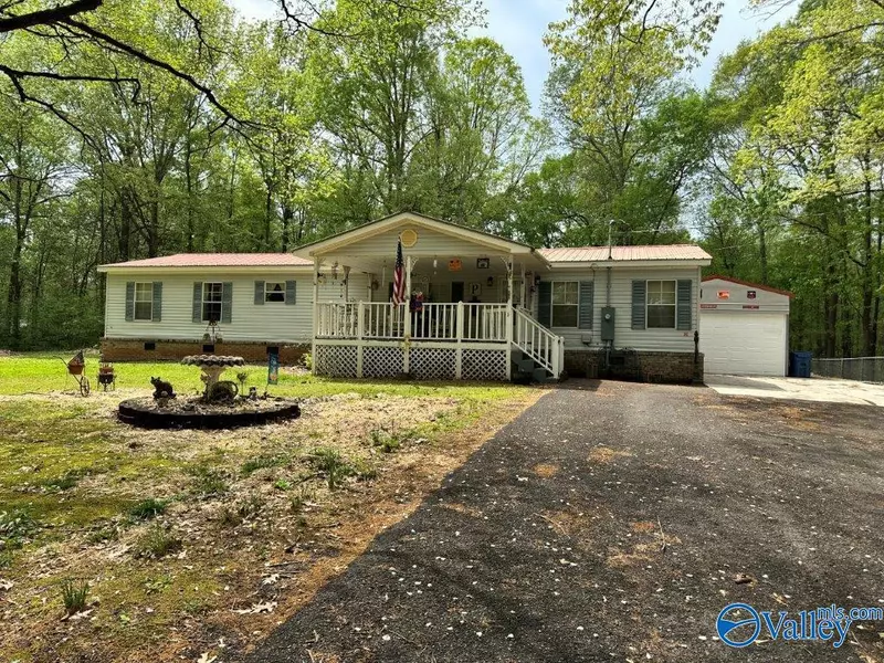 100 Swafford Road, Guntersville, AL 35976