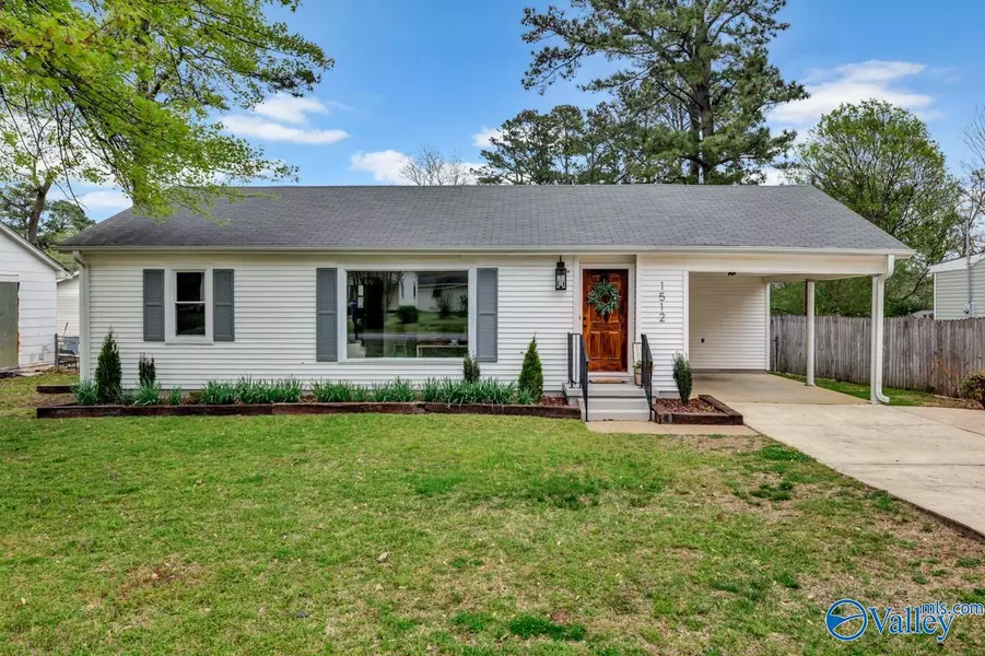 1512 Pine Street, Athens, AL 35611