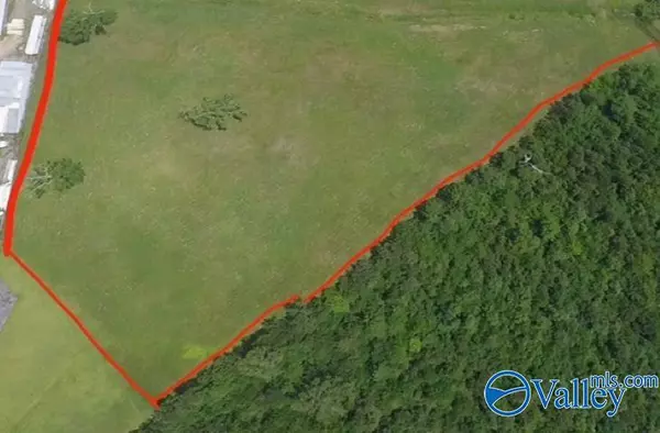 702 West Grand Avenue, Rainbow City, AL 35906