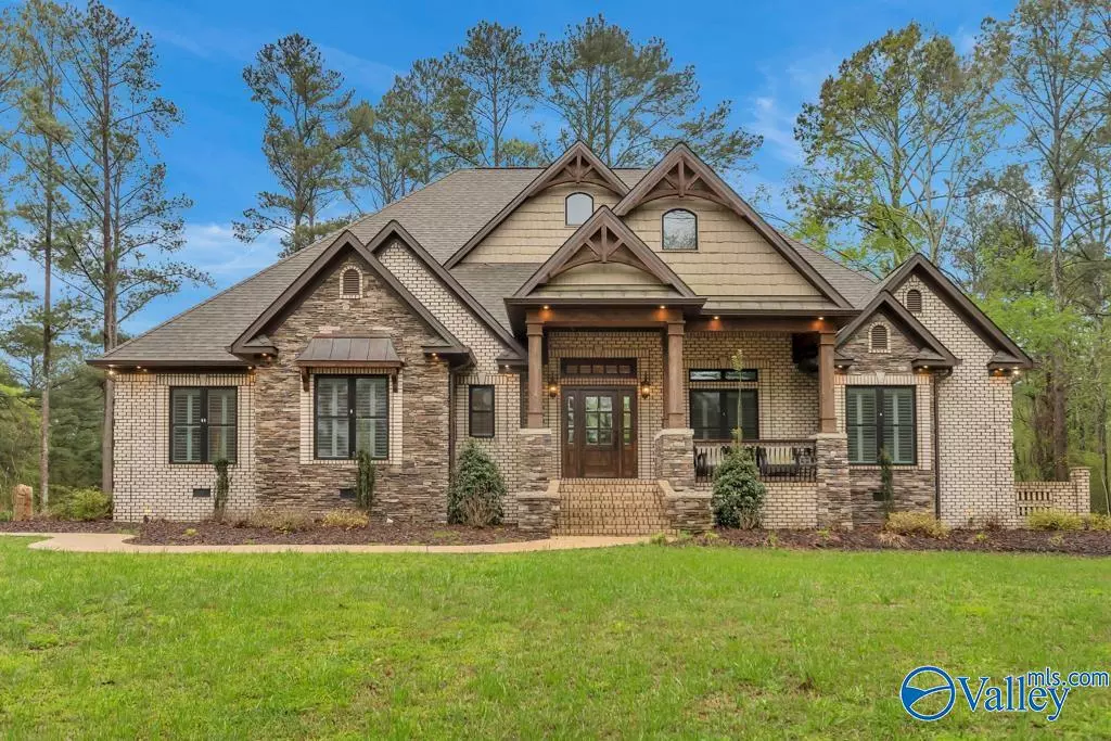 Moulton, AL 35650,107 Woodland Terrace