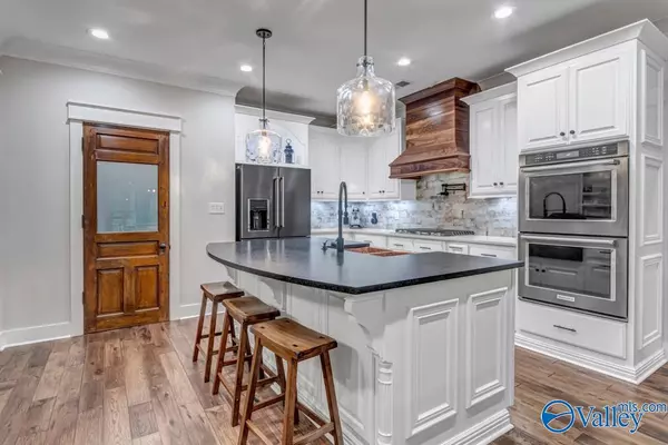 Moulton, AL 35650,107 Woodland Terrace