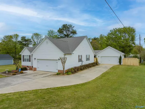 Arab, AL 35016,1245 Shoal Creek Trail NE