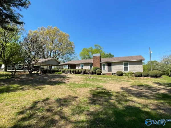 3087 County Road 214, Hillsboro, AL 35643