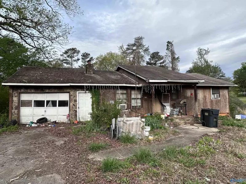 676 Talucah Road #1, Valhermoso Springs, AL 35775