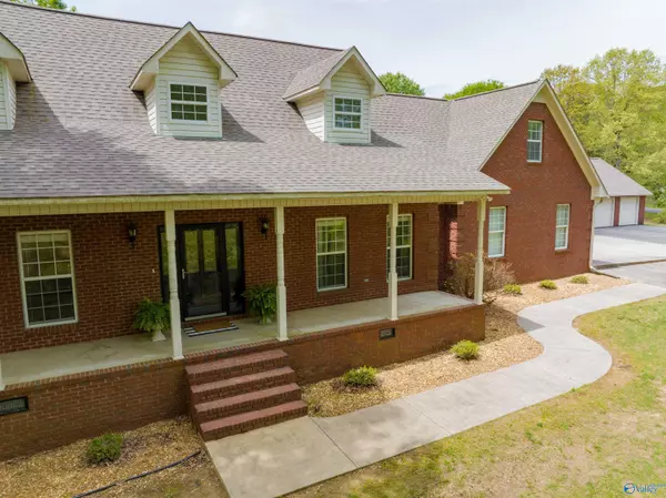 439 Chavies Road, Rainsville, AL 35986