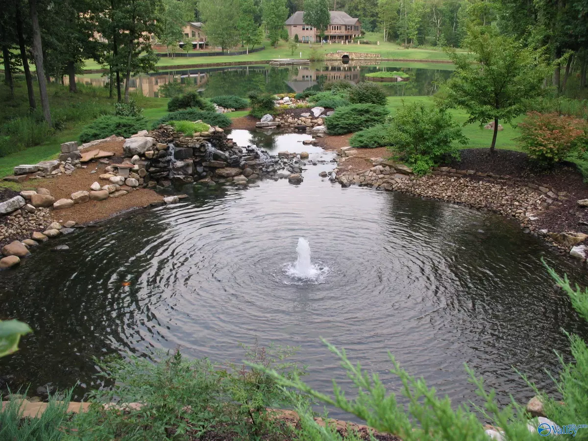 Huntsville, AL 35803,8 Winter Walk Way