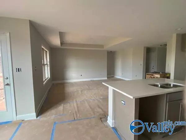 New Market, AL 35761,109 Bella May Lane