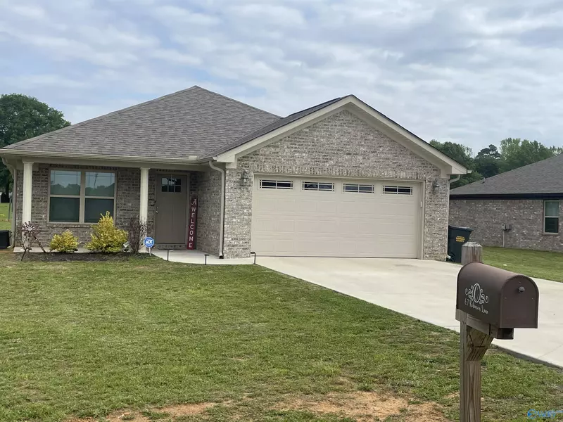 67 Robinson Lane, Somerville, AL 35670