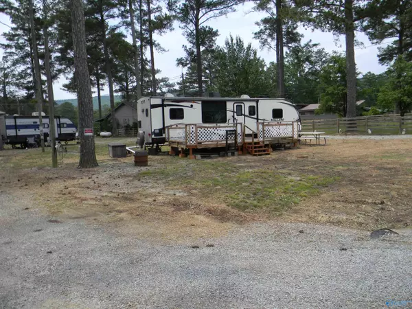 Leesburg, AL 35983,475 Pine Cone Street
