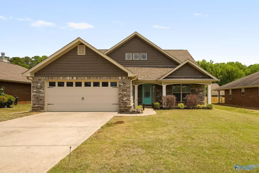 127 Meadowland Drive, Meridianville, AL 35759