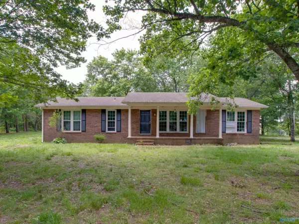 1250 Scott Road, Hazel Green, AL 35750