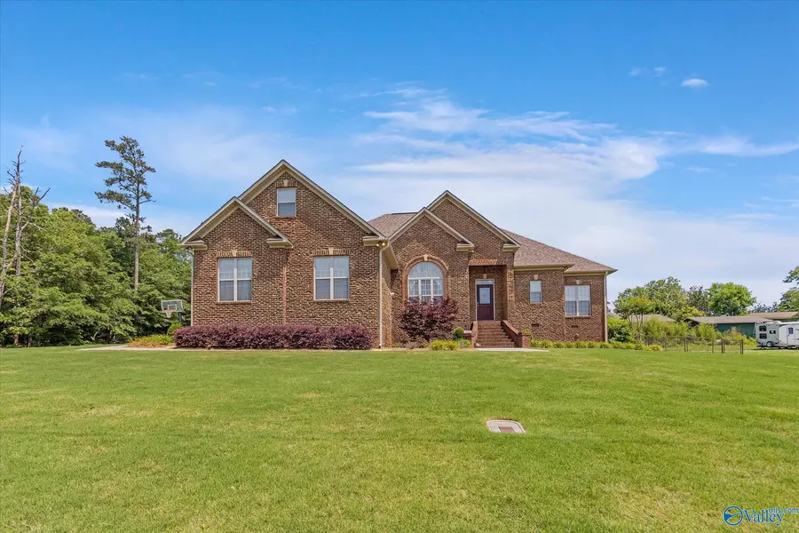 308 Drury Lane, Albertville, AL 35950