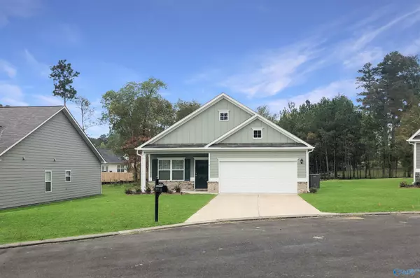 148 Lincoln Gray Circle, New Market, AL 35761