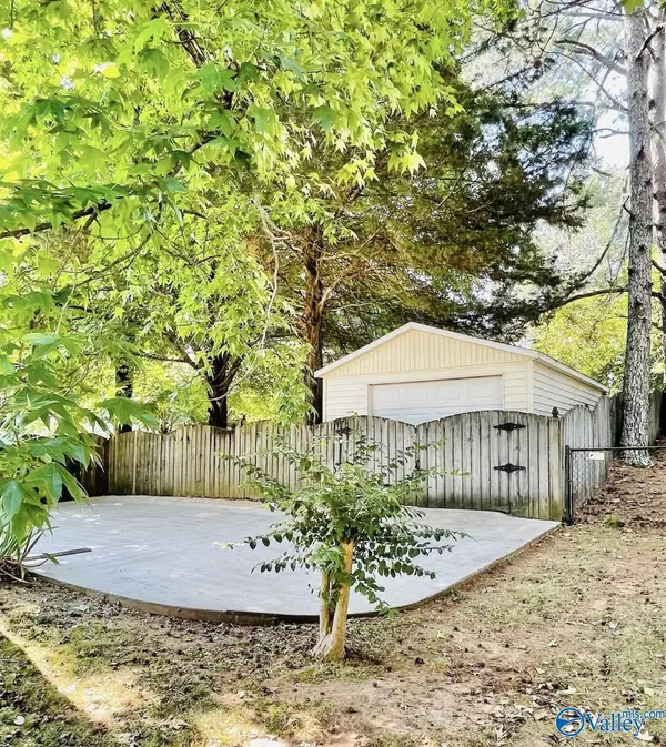 Athens, AL 35613,211 Whitfield Drive