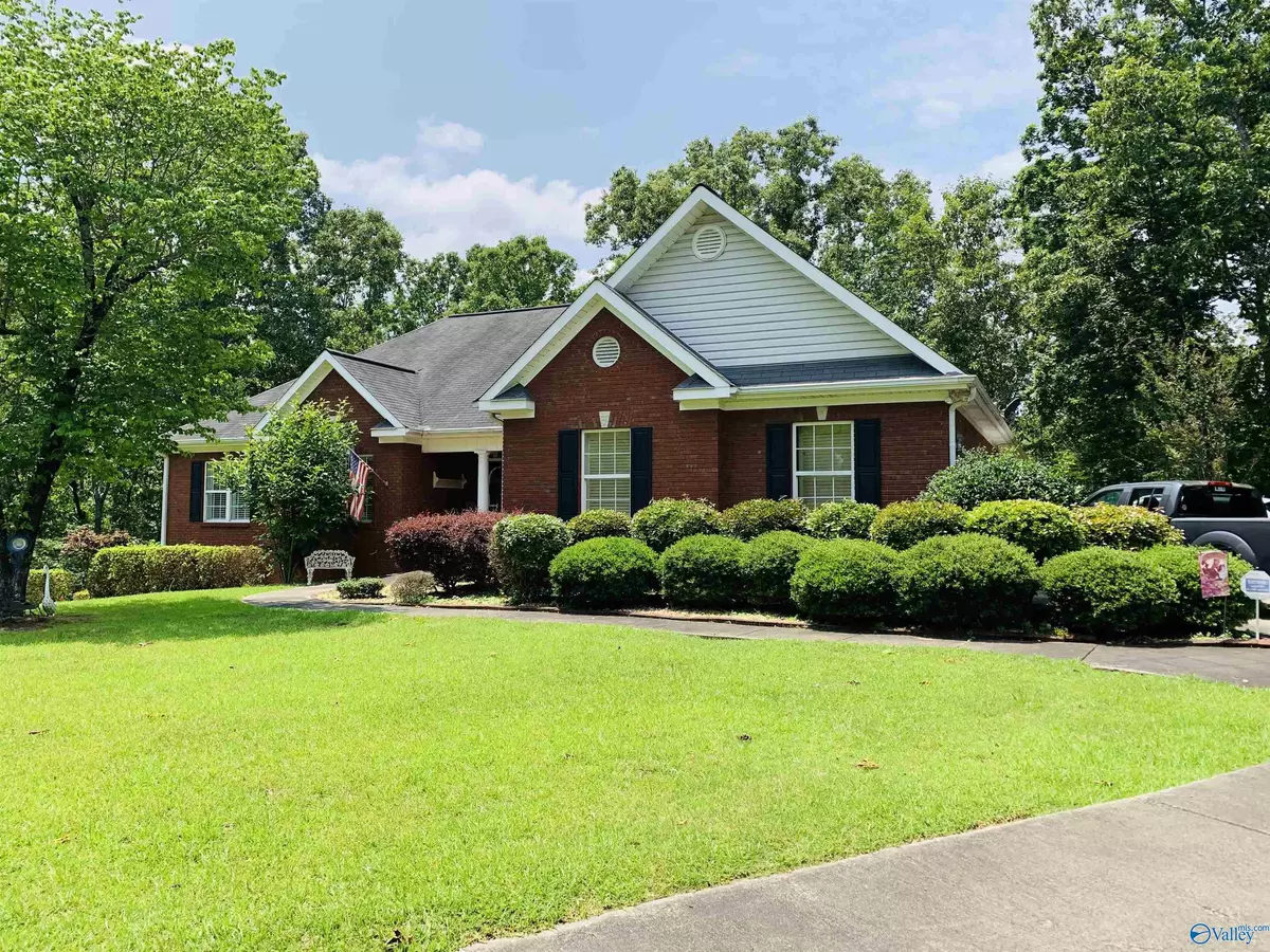 Anniston, AL 36206,4507 Oakwood Drive