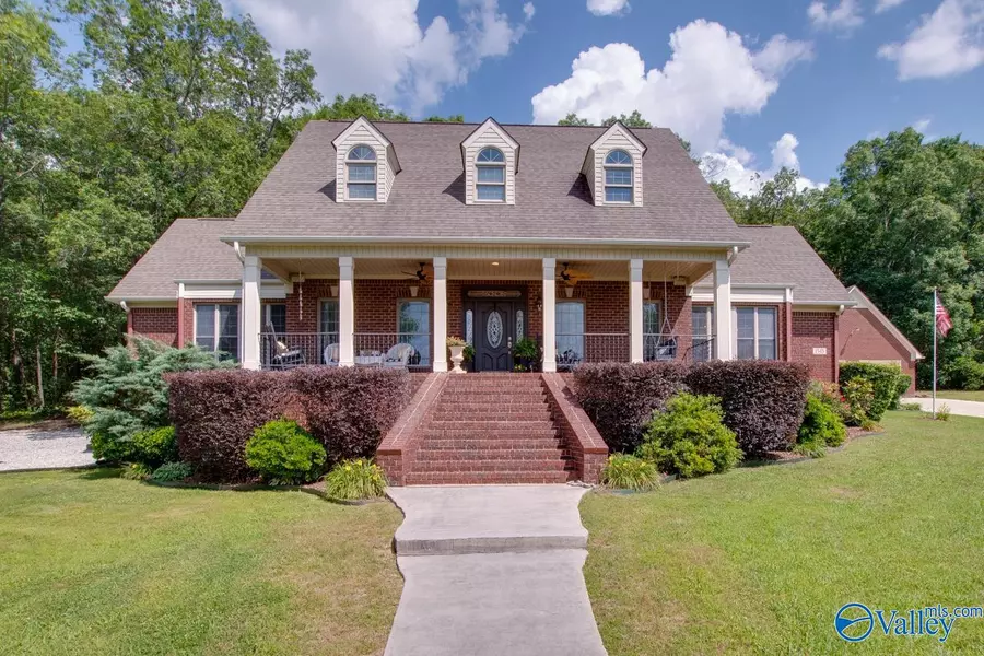 1545 New Hope Cedar Point Road, New Hope, AL 35760