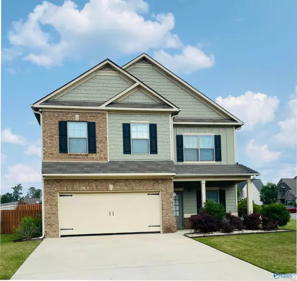 Calera, AL 35040,5028 Kensington Drive