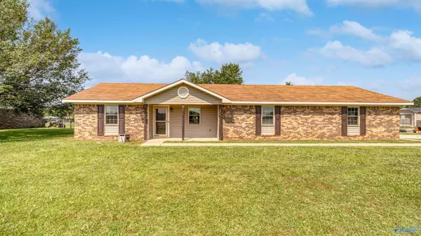 856 Jimmy Fisk Road, Hazel Green, AL 35750